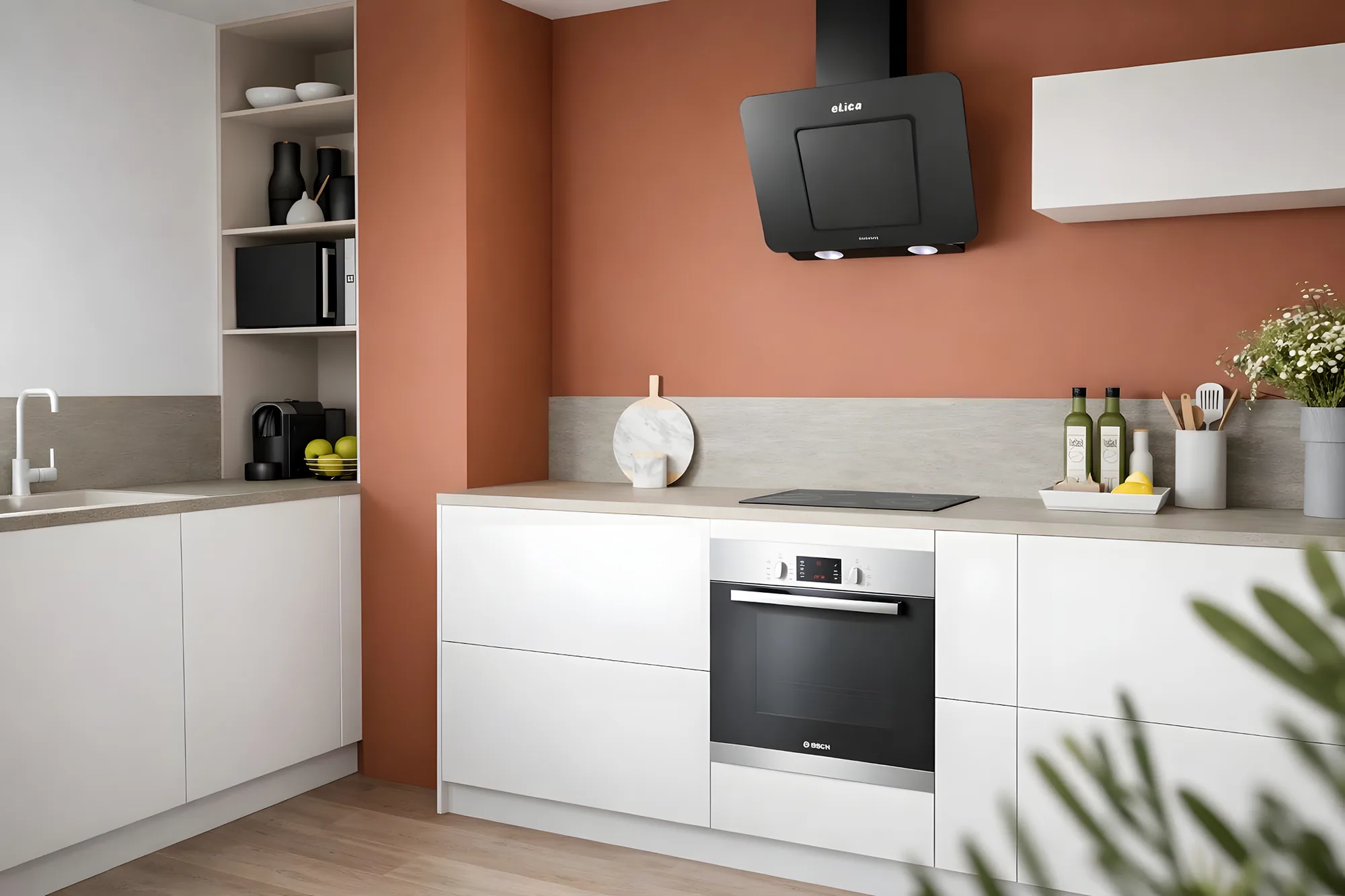 Cuisine blanche avec crédence pierre et mur terracotta